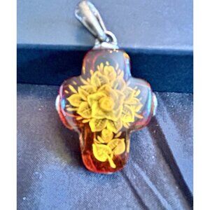ATI POLAND PENDANT STERLING SILVER 925 CARVED BALTIC AMBER CROSS VINTAGE